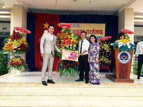 Các hoạt động trao học bổng khuyến học và làm việc với các trường tại khu vực phía nam